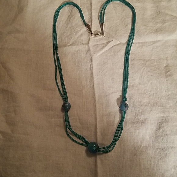 Vintage Jewelry - Vintage Beaded Necklace